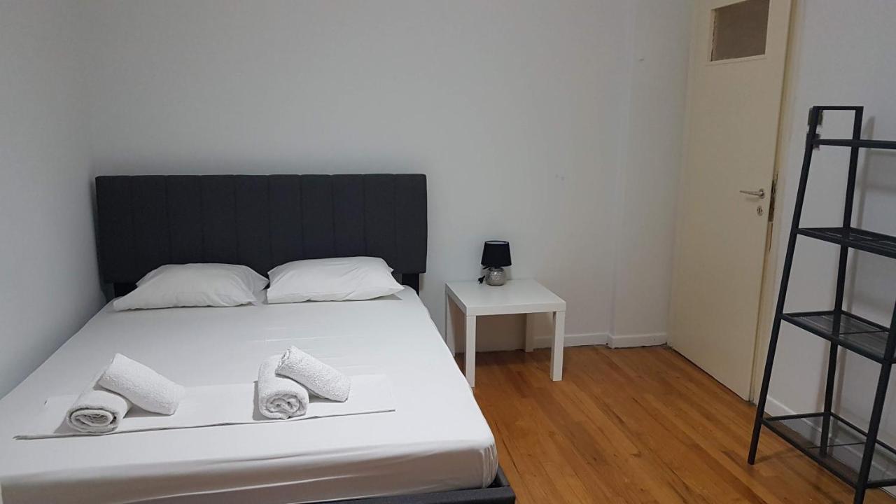 Olive Apartment- Athens Center, 4 Bd, 1.5 Bath Exterior photo
